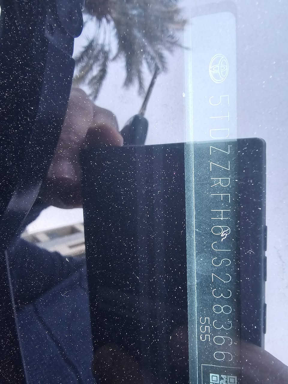 وارد امريكي هايلاندر ٢٠١٨
محرك ٣٦٠٠ 
٧ راكب 
٣ قطع تبريد 
تحكم ستيرن 
نظام انزلاق 
سويج مو بصمه 
نظام تصادم 
حادث السيارة في امريكا قبق الجنطه اما في العراق جاملغ مطعوج 
المحرك والكير مكفولات 
السيارة جاهزه 
السعر 220 ورقه 
للاستفسار ***********
