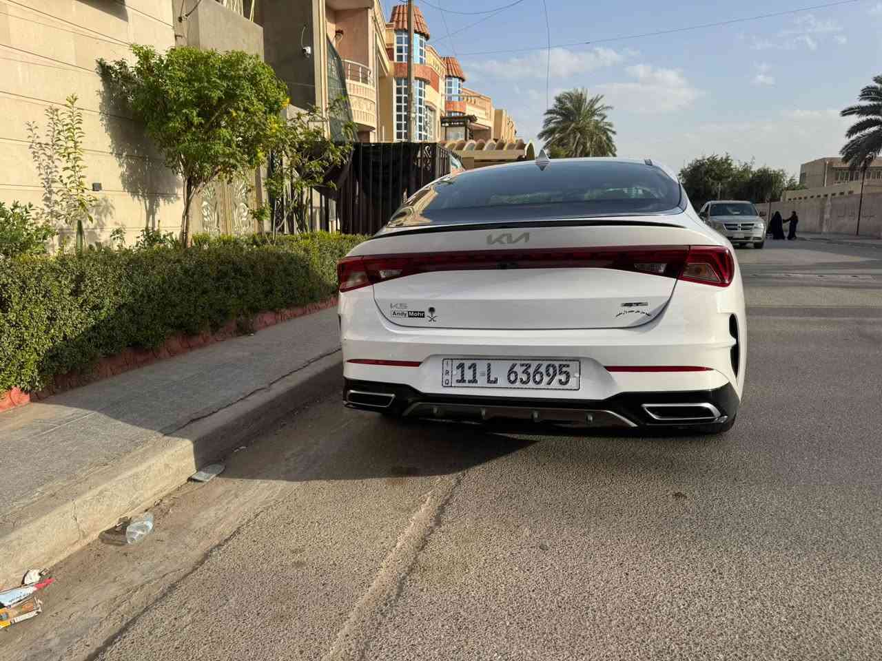 سلام للبيع او المراوس باقل منه كي فايف موديل 2024موصفات جتي لاين
فول الاخير عدا الفتحه 
موديل 2024
1_الون  ابيض 
2بصمه 
3ماشيه 13زيروو 
4 داخل احمر 
5 كشنات هيترات
6 جناح اسود بلادي 
5مثبت سرعه
6نضام ABS
7مانع انزلاق
8حساس  اطارات 
9بك لايت لد
10شاشه كبيره لمس
11كامره دواره
12كشافات اماميه 
13شاشه عطال 
14ويا كروم 
15ردار جانبيه 
16مراقبه نقطه العمياء 
17ردار الخطوط البيضاء  ردار امامي وخلفي وجوانب السياره 
18شاير  با المري 
19كشنات جلد احمر
20مقعد ساق كهرباء 
21الايت ثلاث عدسات +ليد 
22نضام قياده خمس وضعيات 
23 توقف ذاتي
24بلوتوث +usb+auX
25 تحكم ستيرن مع تدفئه بالستيرن 
26كير اوتو +عادي 
27الخريطه 📍
28صندوق كهربائي
 29 زنود + ليد 
30نوتو هولد
31التشغيل عن بعد 
‏AUTOHOLD   32
33تصميم خارجي رياضي 
34نضام المحلاحه
35مصابيح الخلفيه LED
36مصابيح ضباب LED
37محرك تيربو 1600
38تبريد بيانو 
تشغيل عن بعد قيادة ذاتيه اربع قيادات بيها 
صور السونار مرفقه البنيد وتعيار ربع الجاملع 
رقمي ***********
مكاني بغداد الحريه 
 السعر 185وبيه مجال 
رقم معوقين بغداد /وكاله عامه بأسم المشتري
