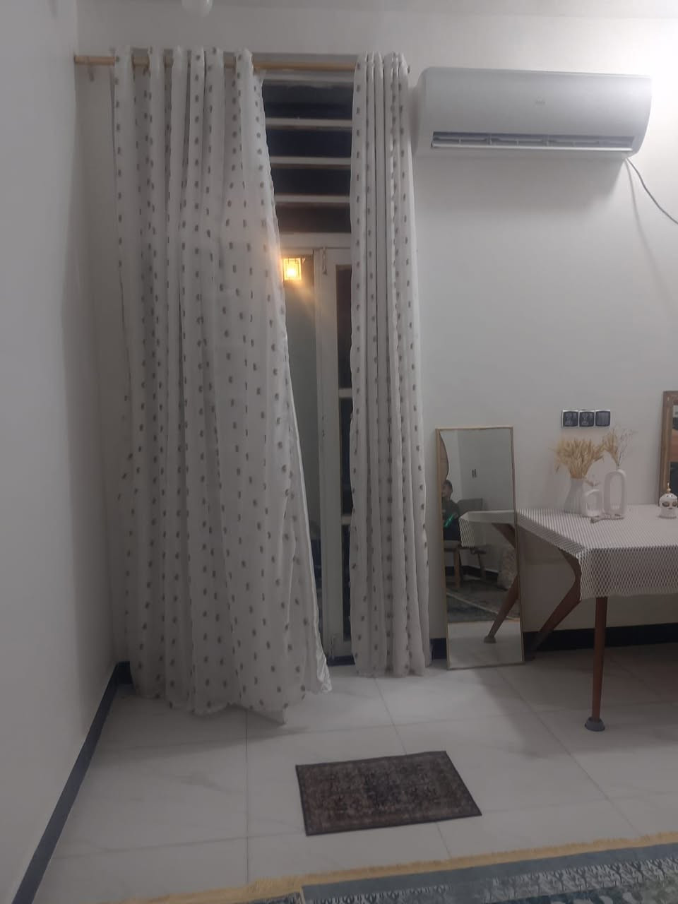 رايدين نبيع مشتمل100م شارع 40م بناء حديث بعميشة توزيع الضباط بسعر مناسب نقد و عالمبادرة والشراي يتدلل


**إذا كنت صاحب هذا الإعلان وتريد حذفه لأي سبب، رجاءا أرسل رسالة إلى الدعم الفني**