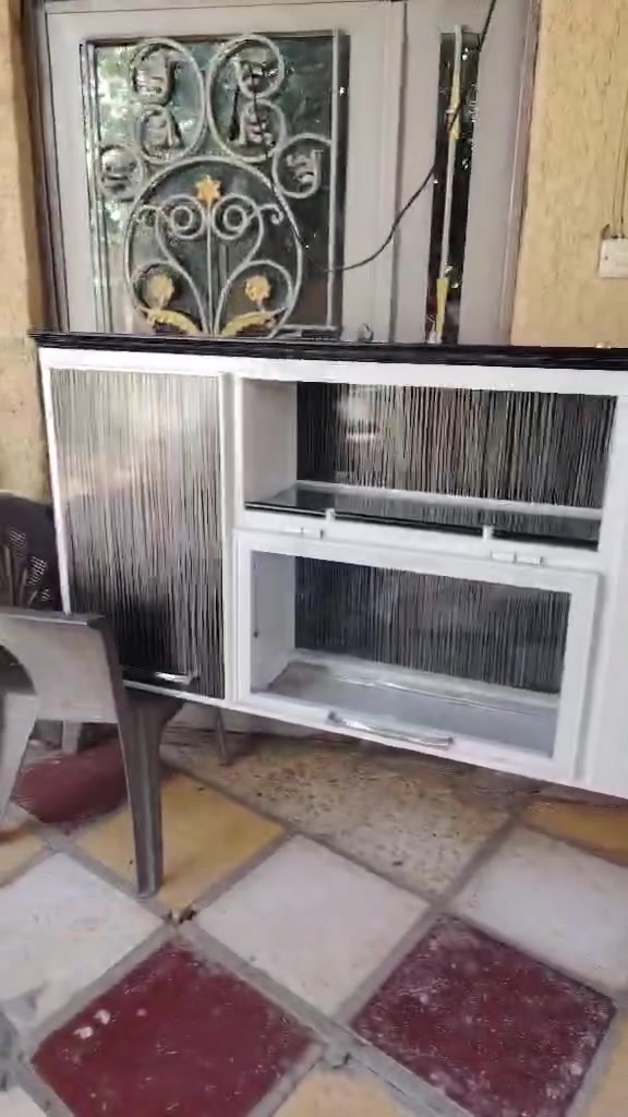 ملحق كاونتر حديث ابو الاناره طوله ٢٧٠ ارتفاعه ٨٠ بوب جكات جديد كلش السعر ١٢٥ مكانة الحلة البكرلي


**إذا كنت صاحب هذا الإعلان وتريد حذفه لأي سبب، رجاءا أرسل رسالة إلى الدعم الفني**