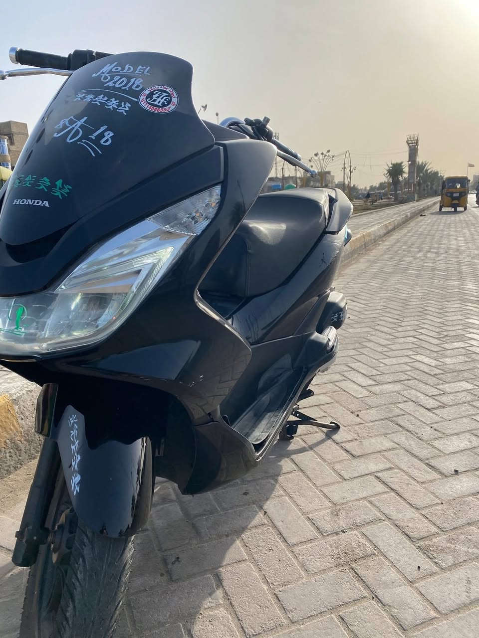السلام عليكم
Pcx الجيل الثاني مكينة 150  دراجة كلش حلوة ما بيهة نقص 
السعر ١٧٠٠ وبيهة مجال 
بغداد العبيدي 
***********
