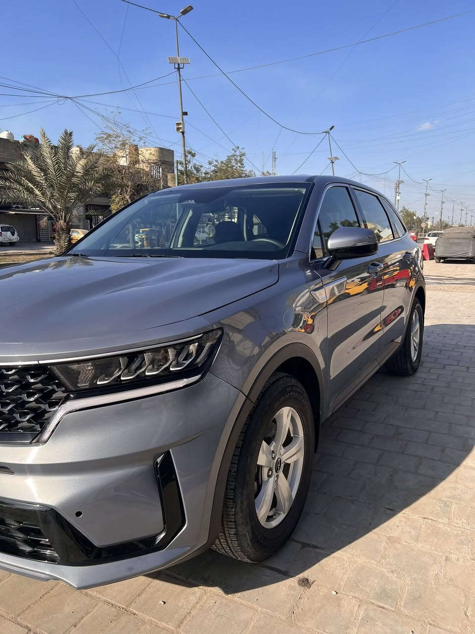 السلام عليكم كيا سورنتو حرة بسمي
موديل   2023 

السعر (225 ) $ وبيه مجال كلش كلش بسيط 
سياره ماشي 24000 وضع  زيرو 
مرقم بغداد بأسمي 
مواصفات
سايد بريك كهربائي 
اشاير بلمري وتحكمات 
رادار خلفي امامي +تحديد مسار + قياده ذاتيه
نظام توقف ذاتي 
نظام تزلق ونحدار 
كامره خلفيه معا حساسات 360 
تحكمات ستيرن جهتين ومثبت سرعه
4 انظمه قياده (سبورت+سمارت+ايكو+نورمل)
محرك 2500
سياره 7 راكب 
تبريد قطعتين _ اني المستوردها من امريكا واني الي مصلحها بيدي 
الحادث فقط تبديل جاملغ الايمن 

الهاتف + واتساب ***********
