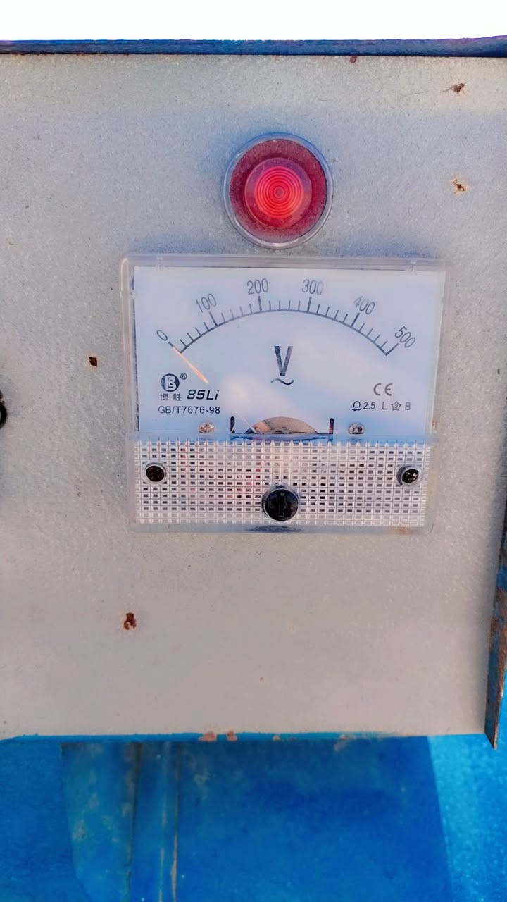 السلام عليكم  يوجد اللبيع راستوليد  شقل قطاس عنوان صلاح الدين رقم الهاتف ***********
