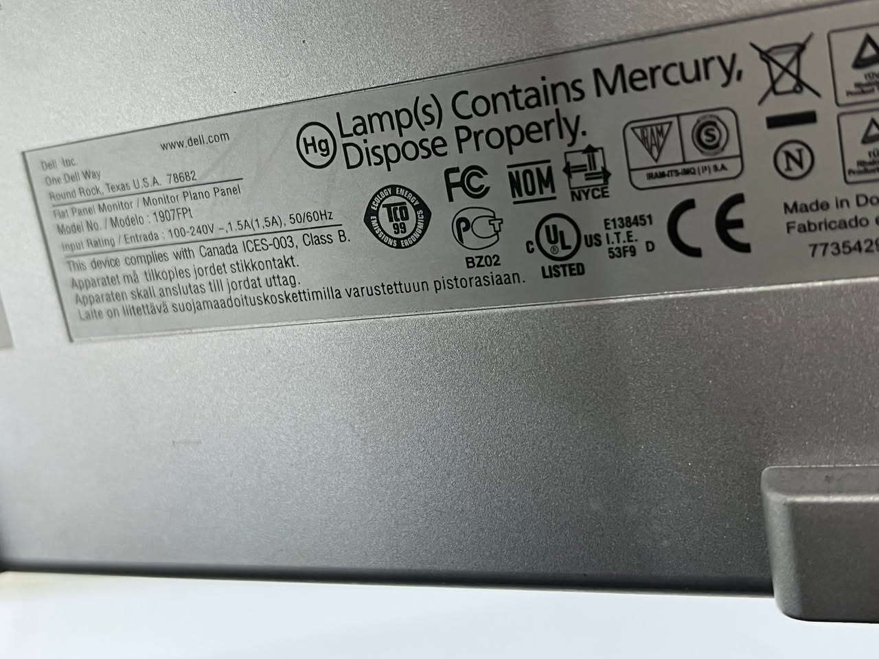 السلام عليكم
الشاشات 
الي بدون ستاند hp ب 25 الف
والي بيها ستاند dell سعرها 45 الف

اثنينهم حجمهم 19 لكن يكون جبير لان هم مربعات
منافذهم vga وتكدرون تحطون تحويله hdmi وهمين يصير عليهم سبيكرات وموجود عندي سبيكرات 

المعالجات 
واحد ب 5 الاف
وواحد ب 10 الاف

البورد
بي عطل ما اعرف وين 
ب10 الاف

الرامات 
انطوني سعر لان ما اعرف بيهم

والي ياخذهم كلهم انزل من السعر اله

+موجود توصيل


**إذا كنت صاحب هذا الإعلان وتريد حذفه لأي سبب، رجاءا أرسل رسالة إلى الدعم الفني**
