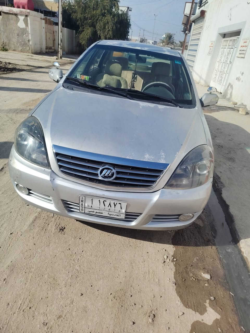 للبيع ب٣٧ او المراوس بسيارة اوتو 
ليفان 520 موديل 2012  مكفولة كير ومكينة ( كير عادي)تبريد شغال بيها ضربة جاملغ الخلفي جهة سايق تخم تاير جديد .
***********
