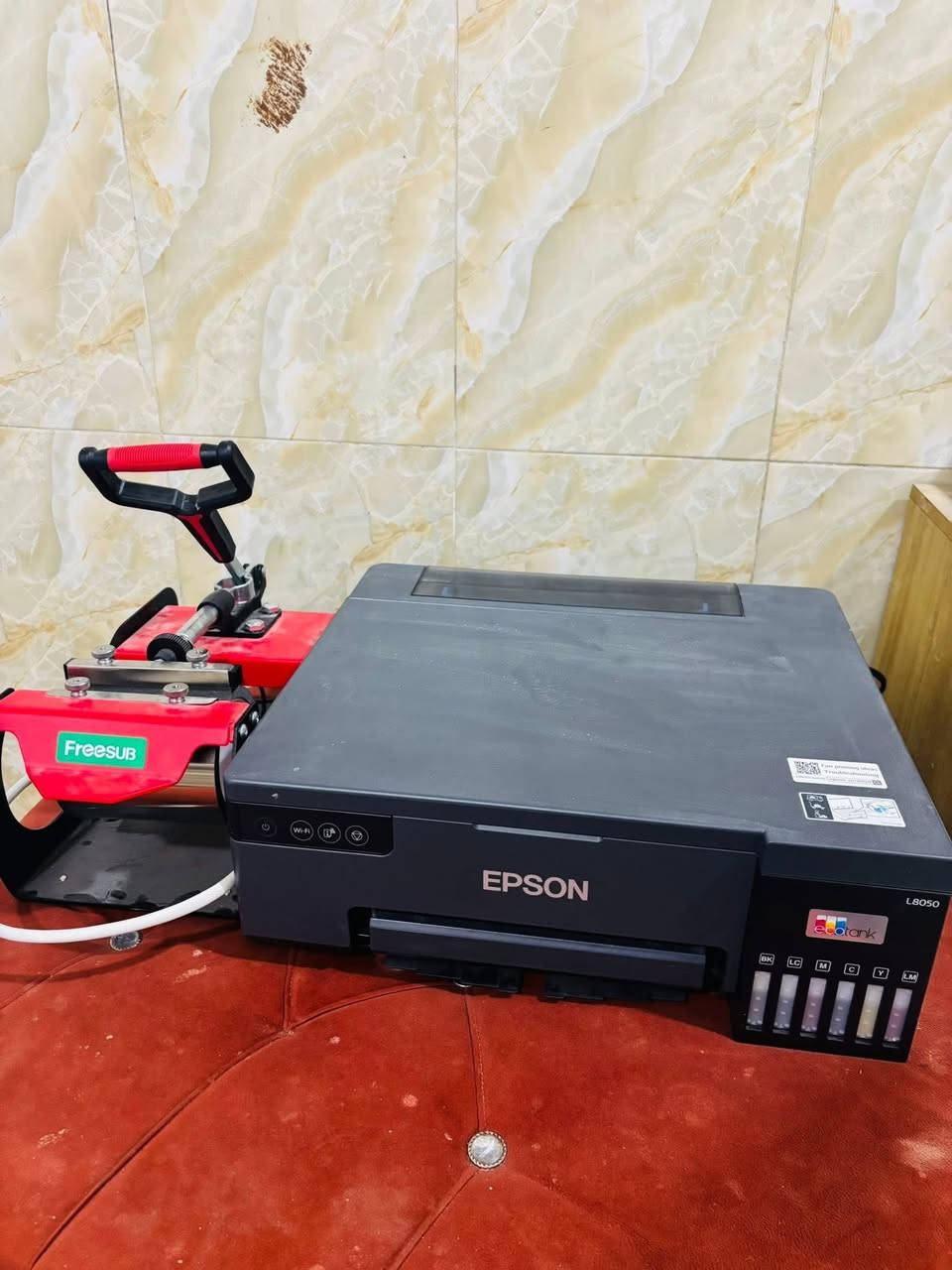 طابعة ايبسون 8050 جديدة بعدها كم شهر من اخذتها ومكبس حراري 5.1 المكبس الخاص بالاكواب صار بي شوط كهربائي وما فحصتة بعد ما اعرف شنو العطل مالتة 
اخذتهن ب٨٠٠


**إذا كنت صاحب هذا الإعلان وتريد حذفه لأي سبب، رجاءا أرسل رسالة إلى الدعم الفني**