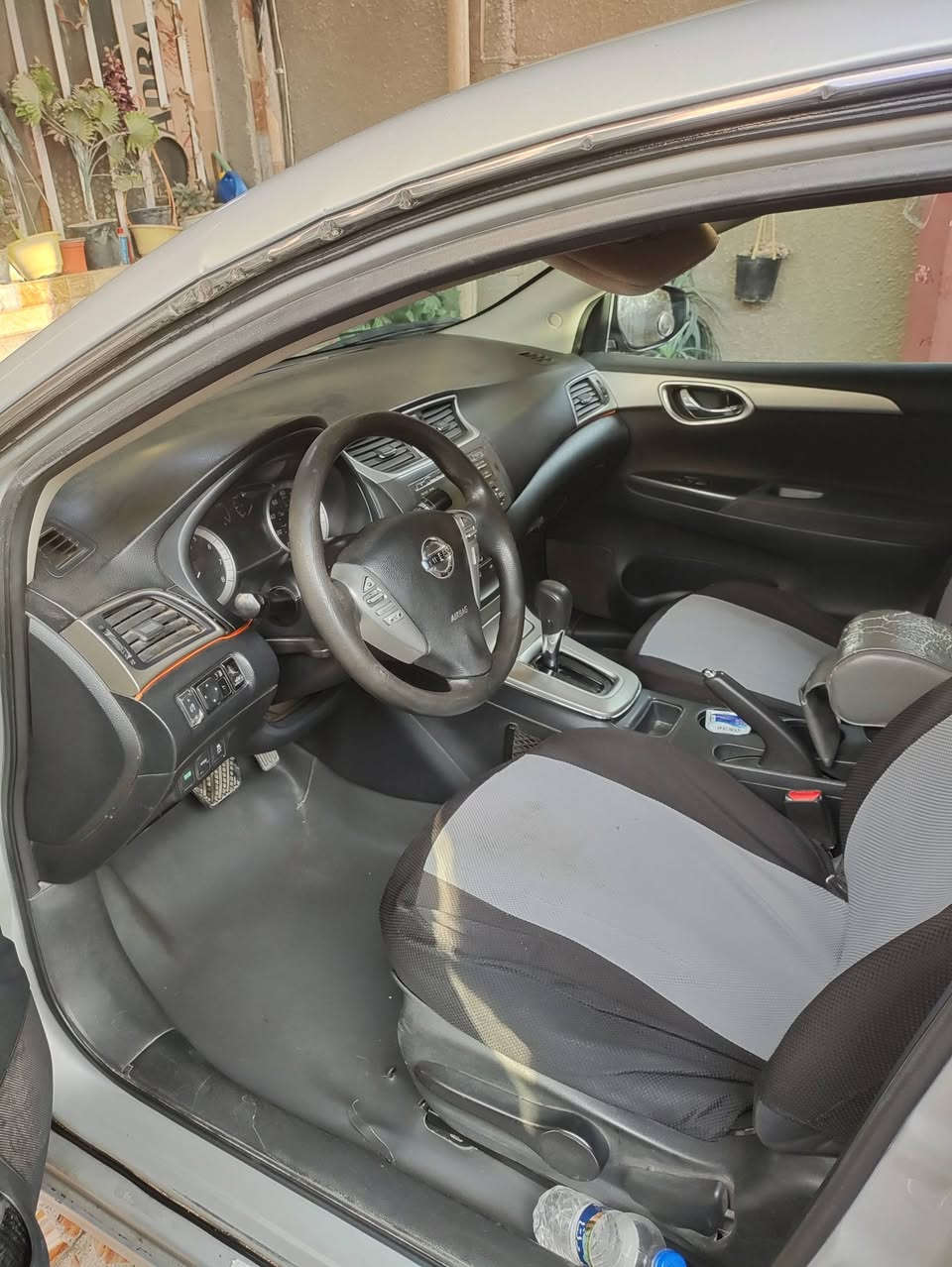 سنترا وارد امريكي موديل ١٤
محرك ١٨٠٠
ضرر جاملغ ايمن وربع بنيد
٣نظمه ايكو + سبورت +عادي
كير +مكينه خير من الله 

امراوس بأكسنت 
او بيع 
***********
وواصل ع الرقم مامتواجد ع فيس 
مكلف بالنشر
