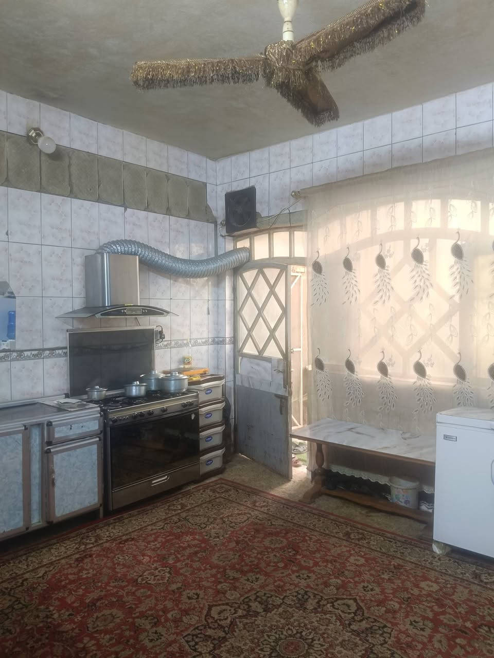 دار للبيع المساحة 200 متر في النجف الاشرف حي السلام صب كونكريت طابقين 6 غرف نوم بيع مستعجل أي استفسار الاتصال بالموبايل *********** اومراجعة مكتبنا الكائن شارع سلام جامعة مقابل مركز الشابندر للتجميل بإدارة سيد سالم الموسوي...
