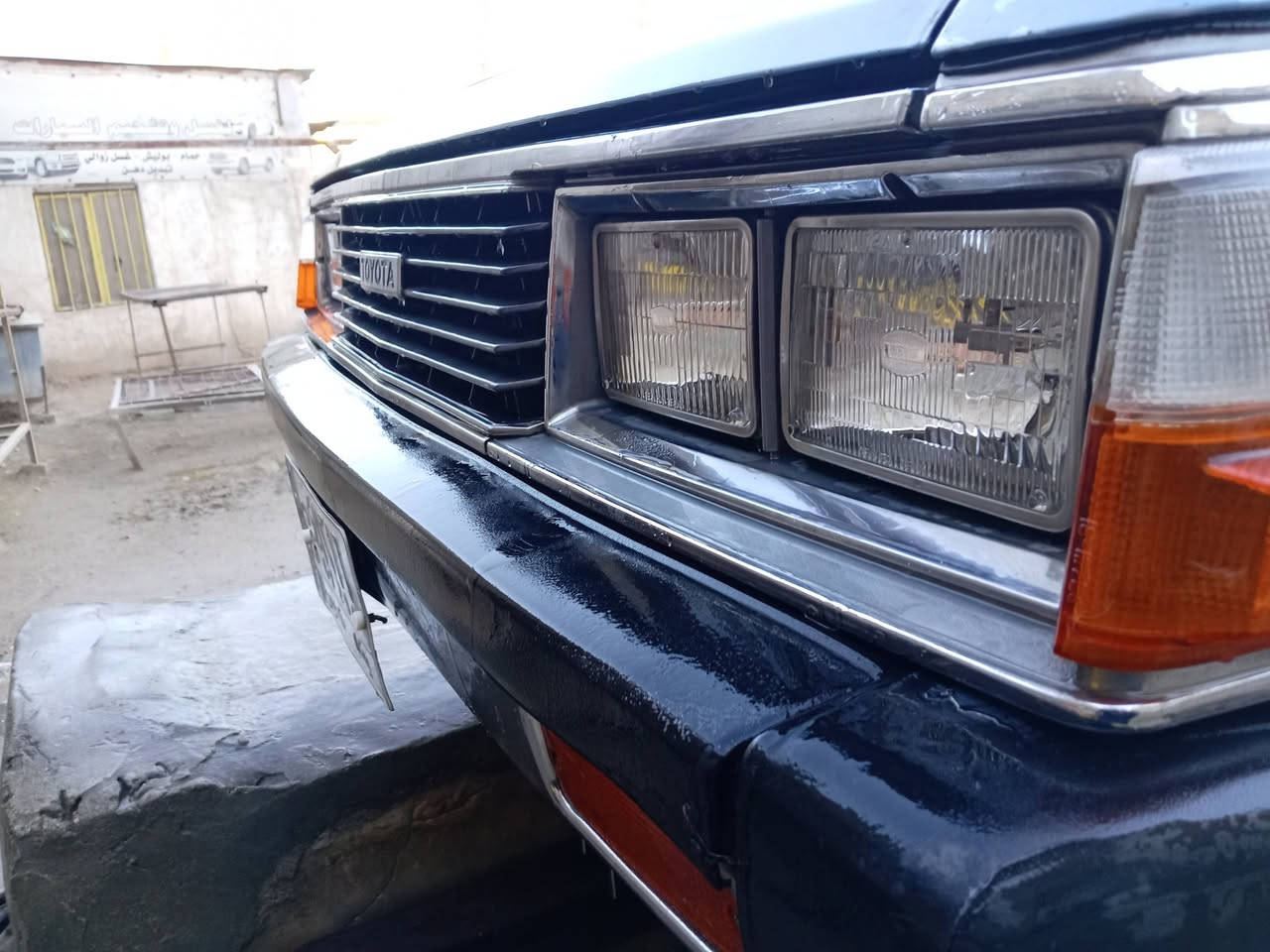 السلام عليكم ورحمه الله وبركاته اخوان كرونه للبيع موديل 1981
رقم بغداد مشروع وطني شرط تحويل
ماشيه 187الف سياره بلاديه على وضع الشركه
جارده بدي وجنطه وقماره لا خياس ولا تبديل ولا ضربه
مكينه وگير بلادي تبريد تدفئه كهربائيات گيجات كلها شغاله حداديه ع الشركه 
للأتصال
***********
***********
***********
