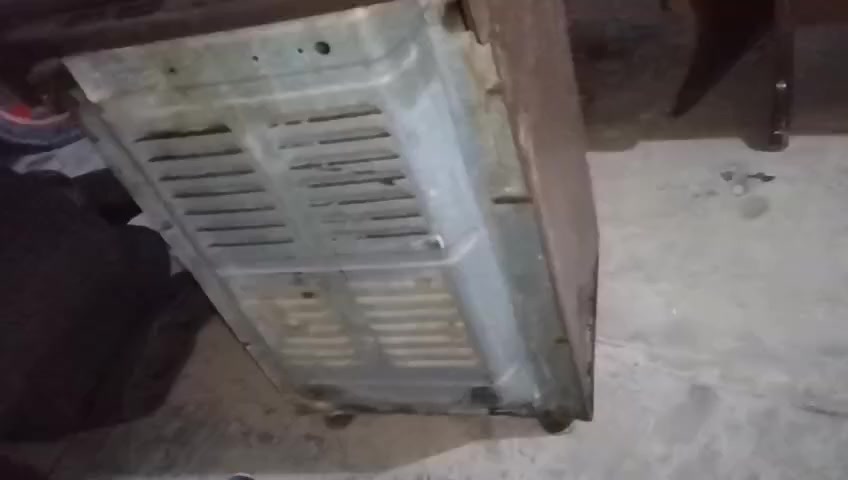 طباخ مصري شغال هذ كدام العين سعرا 65وبي مجال مكاني بعقوبه المفرك رقم الهاتف ***********
