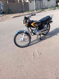 للبيع شراي يتصل مكلف بلنشر 0780 903 8914