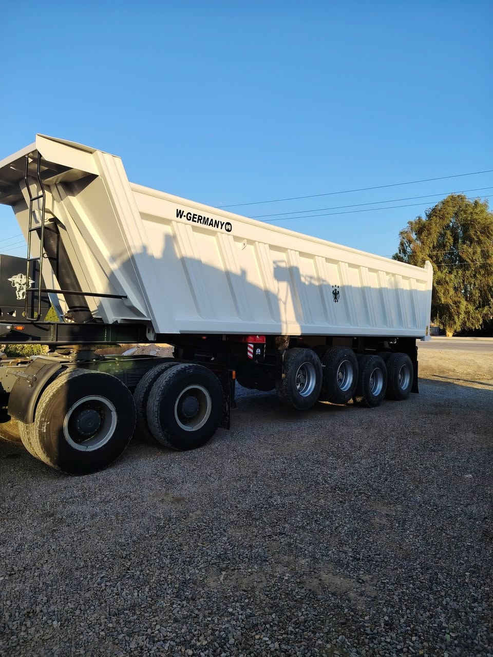 للبيع عربانه جديده تخم تاير زيرو مامشتغله حدادت احمد أوس دبيسي وهاذه رقمي ***********
