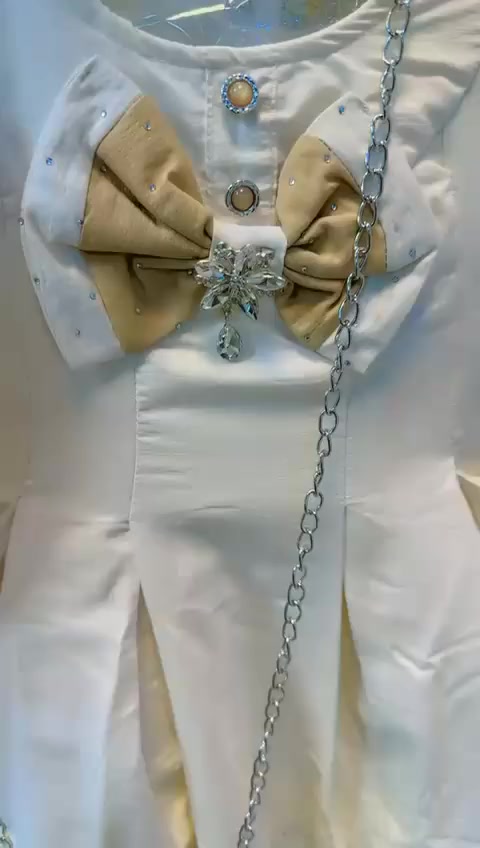 طقم وبدلات بناتي 🤍🔥
عنواني سوق شمري مقابيل طالب ابو الملابس 🤍

واتساب ***********
