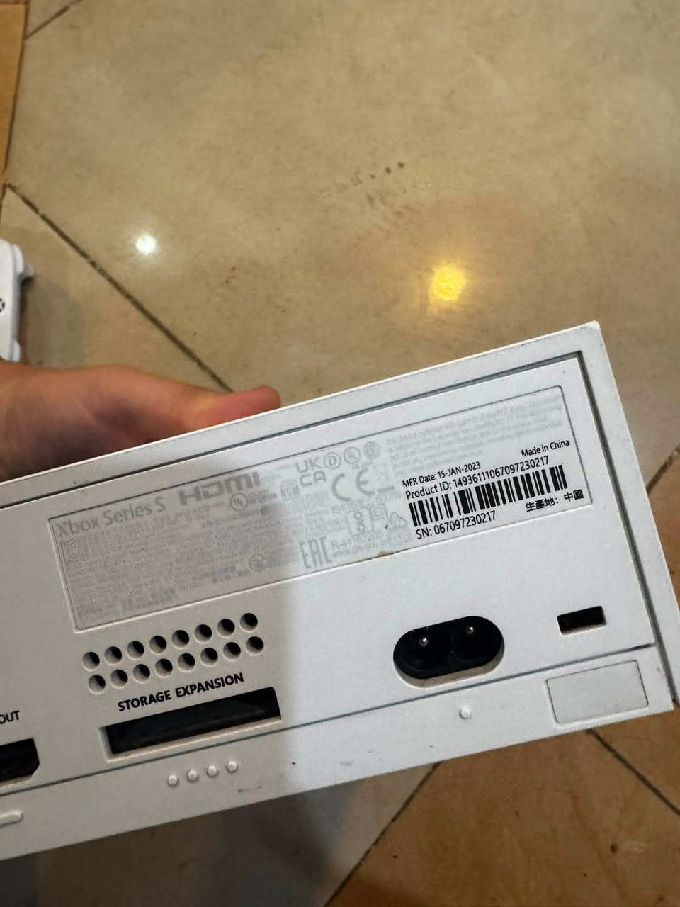 للبيع سريس اس ذاكرة 512 اصدار 23 جهاز نضيف ومال بيت السعر 380 الف   اسيا ***********
