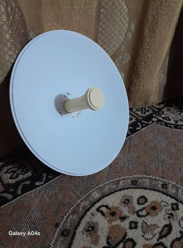 نانو جديد  للبيع سعر. ٦٥. الف بابل وردية خارج ***********
