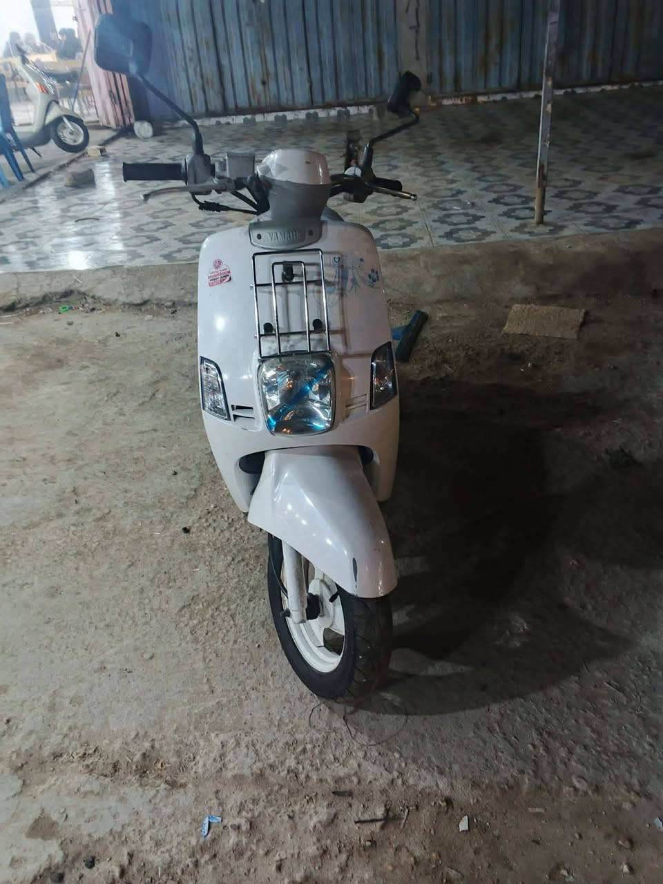 سلام عليكم دراجه بوليسي رنبه صارلهه 15يوم من طالعه داخل رصاصي ختم واحد مكاني كربلاء كنطرت السلام ***********
