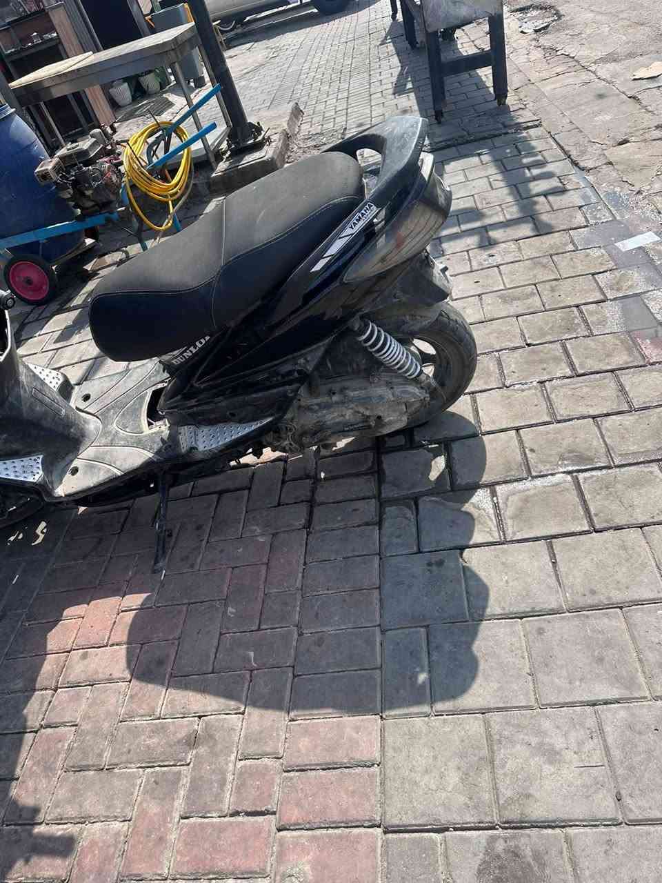 سلام عليكم سكنس فحل للبيع كلجات رياضي خلفي امامي مكينه 58,5صالنصه رياضي مثلث دشبول جديد ماسده ترايشها موجوده الدراجه الدراجه مكفوله مكينه گابريتر رياضي 36 جبير باتري جدبد البارحه مشدود بريك خلفي امامي بل مكان الدراجه كامله مال جناي اشير كلها كامله عالي ناصي سكن سعر 750 وبيها مجال وتدلل الشراي رقم واتساب اتصال *********** ❤
