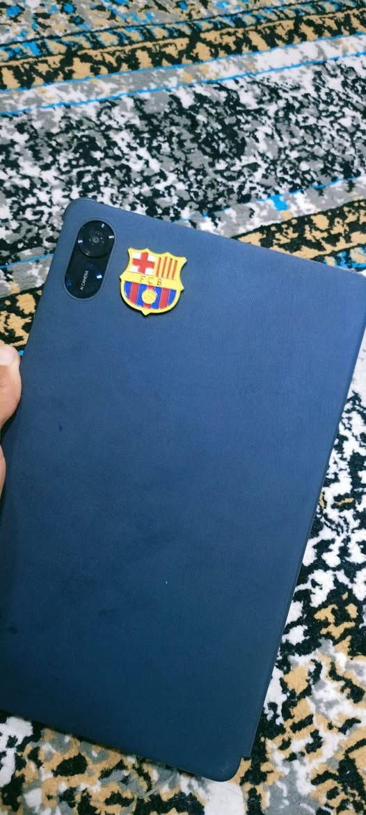 #مكلف_بالنشر 
السلام عليكم 
هونر باد X9 للبيع ذاكرة 128 
كامل ملحقاتو الاصلية ( كارتون وشاحنة وكڤر )
مستخدم قليل نظيف جدا
🔴 السعر مناسب 220 وبي مجال 
للاستفسار ‎***********
