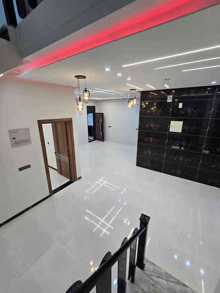 تجربه معماريه تلامس السحاب💫
 نقدم اليكم تصميم فخم يجسد معنئ الطبيعه والخيال حيث يلتقي ضوء الطبيعه بالأضاءه  الفنيه
معنا حيث تتحول الرؤية الى تجربه ناجحه 
اختر منزل احلامك من خلال هذا العرض الجديد 
 افضل العروض تجدونه هنا في هذا الموقع
للبيع تسليم مفتاح دار سكنيه متكامله قريبه في مركز البصره تجربه استثنائيه بمواصفات عصريه تصميم معماري 
  🏠دار   ملفته للأنظار 
#تتكون من 
كراج استقبال وصاله مطل ع الطبيعه مزود بحديقه زاهيه وجميله  6غرف منام 
حمام نظام سويت  
👈موعد الاستلام شهر واحد وتسلم للمشتري      ❄️مساحه قدرها 200م    
👈👈السعر 185وبي مجال للشراي 
✨✨#الموقع مرقوب وخدمي جدا❄️
في ابو الخصيب منطقه ابو الجوزي
✨✨#البعد قريب ع  مدرسه السيده هاجر في منطقه الجبل  في ابو الجوزي 
✨✨#جنس العقار زراعي طابو عراقي ✔️
✨✨#نوع البناء بلوك 📦  درجه اولى 
   الارضيه رفت 🔛

♦️ #للحجز والاستفسار يرجى الاتصال بنا ع الأرقام التالية 
⬅️. ***********📱
💁#ملاحظه: مصداقية التسليم للمنزل في الوقت المحدد حسب الاتفاق مع المشتري 
💠شرط خلال شهر وتستلمه
مفتاح كامل 
فقط تابعوني ع هذه الصفحه وسوف نعرض لكم كل ماهو جديد وجميل
