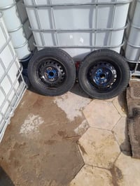 زوج تايرات سايبا جديدات للبيع السعر 50 وبيهن مجال 07757022866