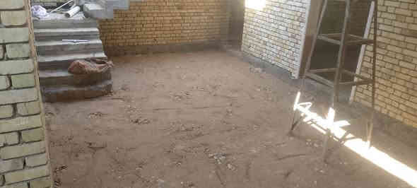 السلام عليكم ورحمة الله 
مستعدين للعمل في كافة البيوت عملنا يتضمن
تنظيف البيوت من الانقاض وقلع الاتربة 
دك الارضية بالقفاز 
تربيع البيوت
فرش السبيس والحدل 
رقم الهاتف ***********
العنوان ناصريه مركز والاقضية القريبة منها
