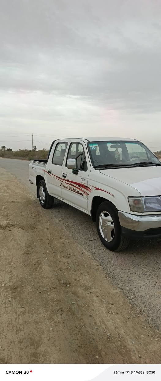 سلام عليكم لبيع بيكم تيوتا هلكس مديل  2005 كويتي
سياره مكفوله كفاله عامه محرك كير اكسن شركه تبريد شغال تخم تاير حداديه جديده رقم مثنئ انكليزي تحويل مباشر اسعر 125 وبيه مجال  لستفسار ع ارقم ‏‪***********‬‏
