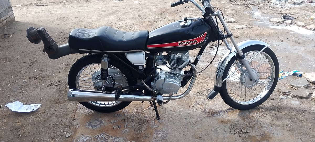 سلام عليكم دراجه البيع نامه شلامجه الصلي تعمير 25كله جديد مكان الناصريه مركز سعر 650وبيها.مجال.الخاص.مفتوح👎


**إذا كنت صاحب هذا الإعلان وتريد حذفه لأي سبب، رجاءا أرسل رسالة إلى الدعم الفني**