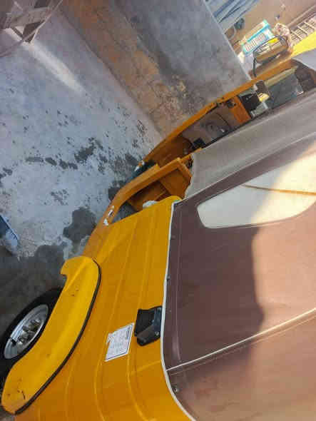 السلام عليكم ورحمة الله وبركاته
تكتك 202‪0 باجاج موديل
البيع السعر 7500 سبعة مليون ونص وبيه مجال بصيط
محرك مجفت شركه تكتك خير من الله رقم انكليزي
تحويل ثاني يوم وهاي الصور 
الاتصال على الرقم التاليه ***********
***********
العنوان جسرديالئ القديم
