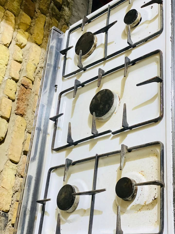 طباخ جديد شغال كلشي لتواصل واتساب ***********
