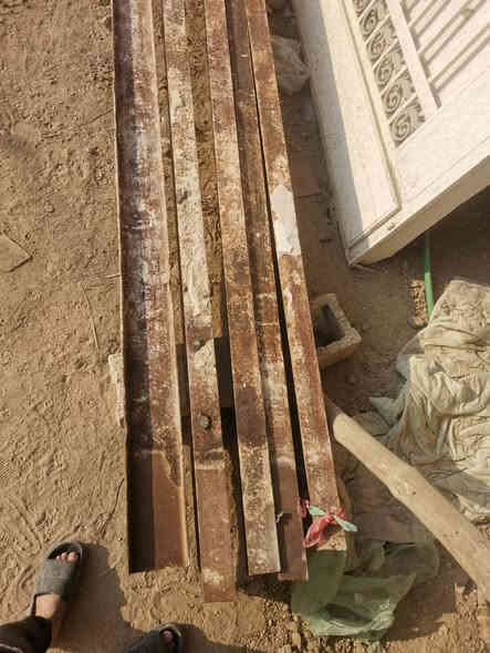 السلام عليكم شيمالات  [جسر_جسر_جسر ثقيل بلجيكي] قياس 4 امتار ونص (عدد 5)  للبيع نضاف كلش سعر  خاص  او تصال مناسبات  مكاني ديوانيه حي الفرات ***********
