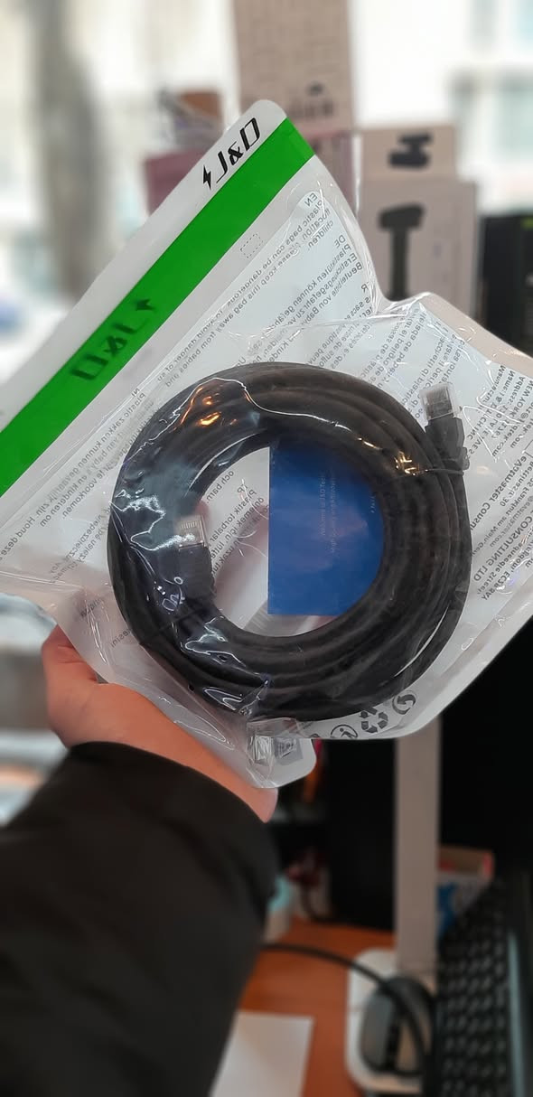 السلام عليكم 
متوفر Lan cable كيبل انترنت
جميع انواع 
Cat5 cat6 cat7 cat8 
ب امتار جملة و مفرد 
توصيل متوفر جميع محافضات العراق اطلب الان 
0751 717 1441
0772 490 5636
