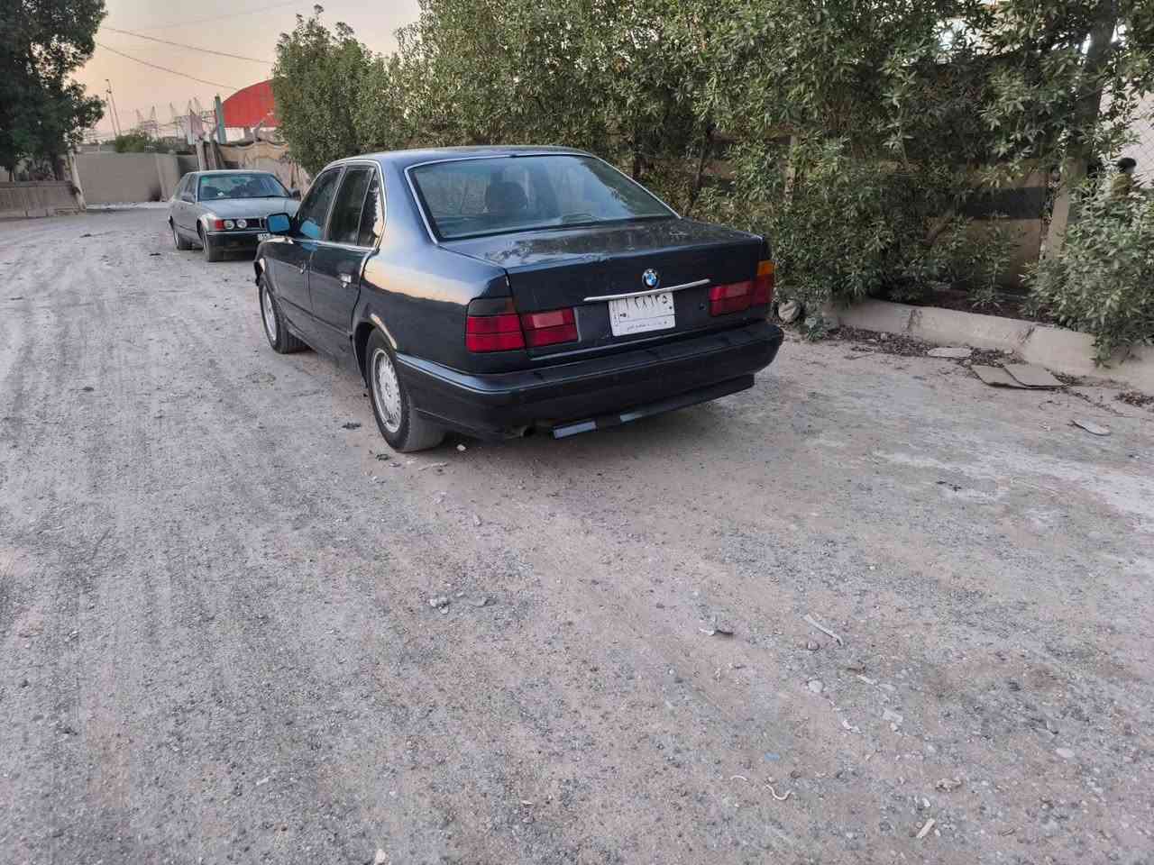 للبيع بي ام موديل 91 حجم 520 رقم كربلاء دولي مشروع وطني كير  ومحرك مكفولات سعر 35 مكاني بغداد  هاتف *********** كهربائيات كله شغاله صدر جديد سياره فتحه اسلايت سياره كير عادي
