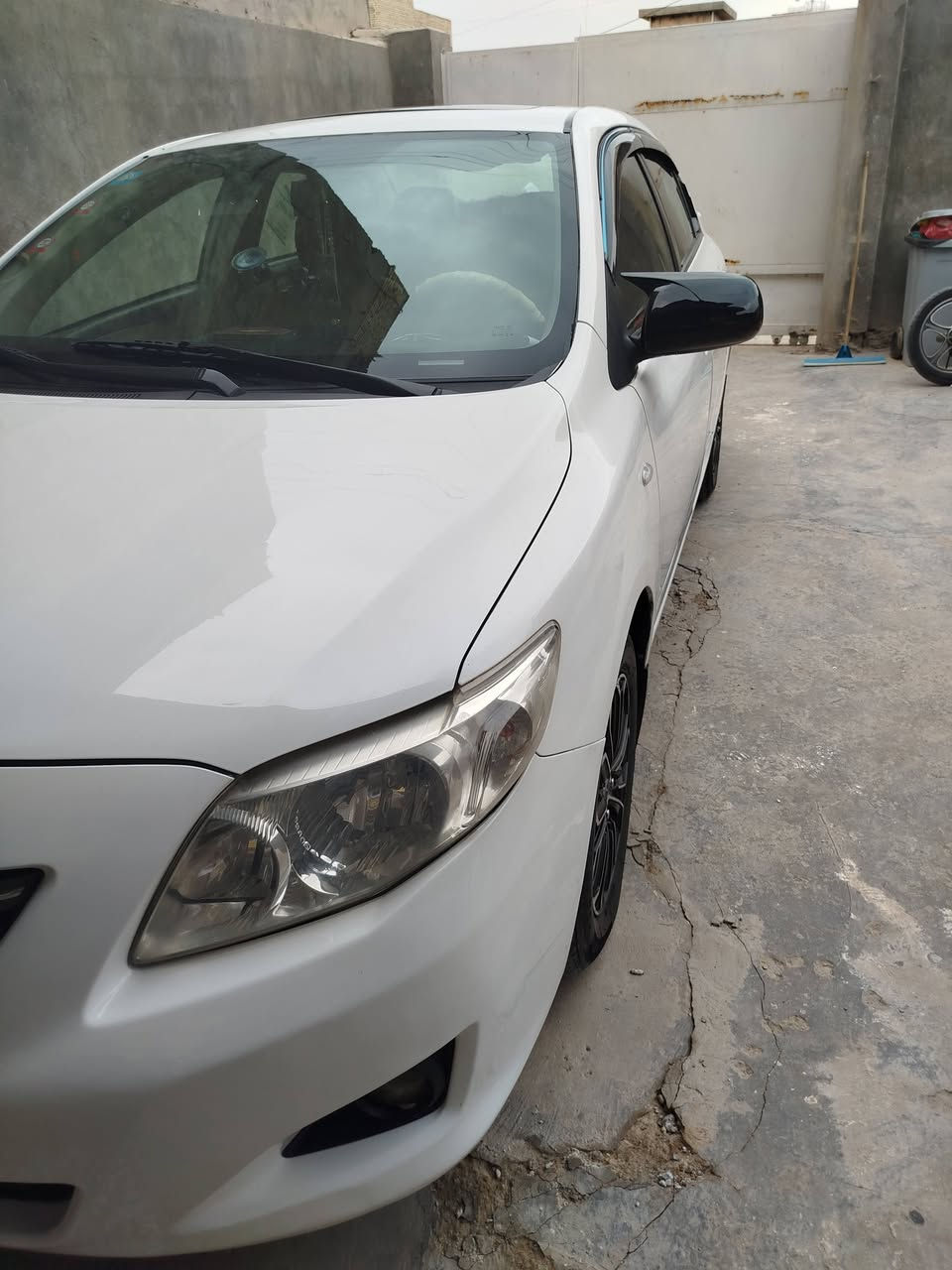 السلام عليكم كورلا موديل 2008 خليجي فطيم سعودي فول مواصفات كامله مكمله
مكينة وگير خير من الله تبريد وتدفئة وكهربائيات كلها شغالة وبحالة جيدة تخم تاير السيارة نظيفة كلش واستعمال بيت 

ملاحظة مصبوغة عام السيارة صبغ درجة أولى حراري أثر تقشير وانتوا تعرفون الخليجي كله ايگشر أخوان شرحت كل تفاصيلها مكاني بغداد أبو غريب وهذا رقمي للتواصل *********** سعرها 110 بيها مجال قليل
