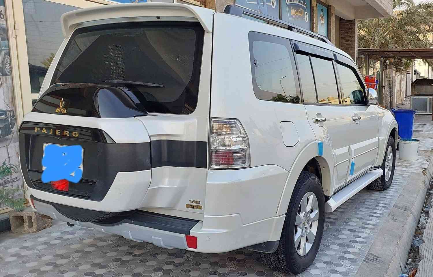 السلام عليكم للبيع باجيرو ٢٠١٨ كويتي بدون فتحه رقم واسط ماشيه ٢٠٠ السونار بالمنشور سياره حلوه وجاهزه بدون نقص بيع فقط مكان السياره واسط الكوت السعر ١٨٥ [***********]
