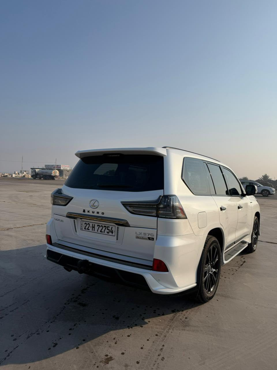 لكزس كورو 2019
لكزس كورو 2019 
ماشيه 80 
فول مواصفات 
معروفه 
بيها فقط لبنيد بي صبغ
بدون حادث بدون بارد بدون شخوط
تحم تاير شركة انتاج 26 
صيانة كامله بلشركة بدون اي نقص
السعر 74,500$  745 ورقه وبي مجال
مكانها بغداد مدينة العاب الكرخ
***********
