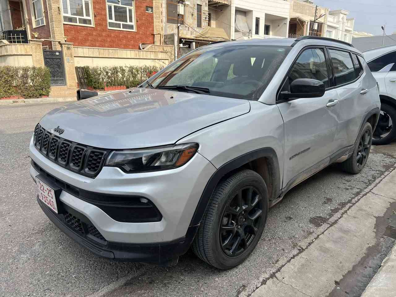 Jeep compass 2025 
: جيب كومباس للبيع او مراوس 
#الضرر : 2  قطعة الجاملغ الجهه السايق والباب خلفي السايق فقط
‎#الرقم : اربيل باسمي 
# المواصفات سبورت:

‎▪️السيارة : #جيب #كومباس لون اسود 
‎▪️المحرك :  2000(اربعة سلندر)
▪️الموديل : 2025
▪️العداد: 4000الاف ميل 
4X4
‎▪️حجم الويل: ويل كب حجم 18 مع طقم تايرات بحالة ممتازة
‎▪️غرفة السيارة: كشنات السيارة جلد اسود اصل
‎▪️لايتات زينون 
‎▪️اشاره  بالمرايا جانبيه 
‎▪️بصمات عدد 2 للأبواب مع بصمة تشغيل
‎▪️كامرة خلفية دوارة مع الستيرن اصل
‎▪️تبريد قطعتين امامي وخلفي
‎▪️شاشة الدشبول حجم كبير للتحكم بأيعازات السيارة
‎▪️سستم صوت
‎▪️نظام فور ويل درايف 4*4
‎▪️سايد بريك دكمة
‎▪️تحكم ستيرن جهتين بلوتوث وحاكية وكروس سرعة وتحكم صوت 
‎▪️نظام ABS مانع انزلاق

‎السعر المطلوب : 148ورقة مع المجال للشراي 
 
‎الاتصال على : ***********

مكاني أربيل العدالة ت/***********
