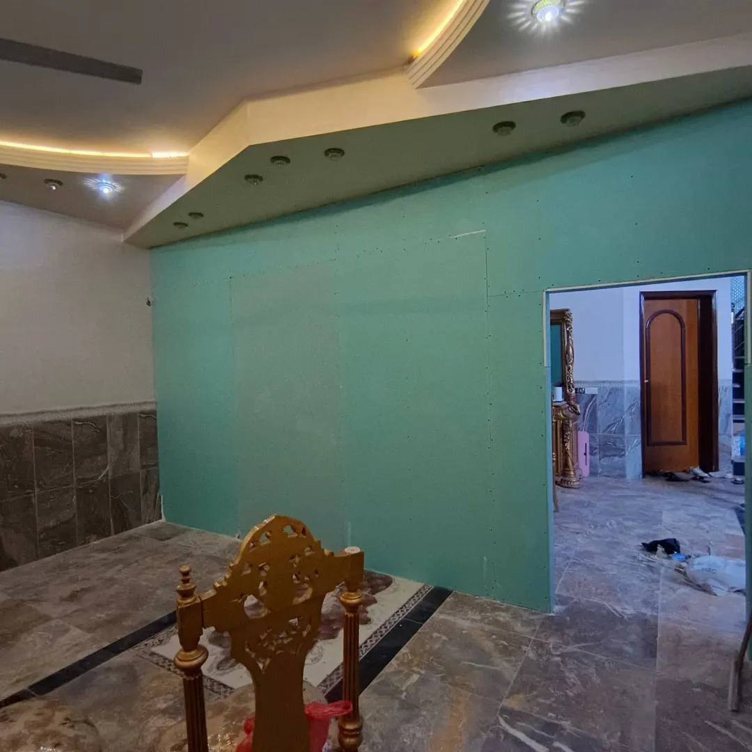 عمل جميع انواع الديكورات الداخليه
للتواصل: ***********
