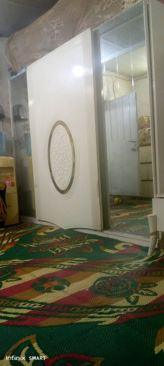 السلام عليكم عندي غرفة تركية ضخمة 5قطع اللضرر سجت الكنتر السعر 200العنوان بغداد جكوك إلي يريد يدخل خاص


**إذا كنت صاحب هذا الإعلان وتريد حذفه لأي سبب، رجاءا أرسل رسالة إلى الدعم الفني**