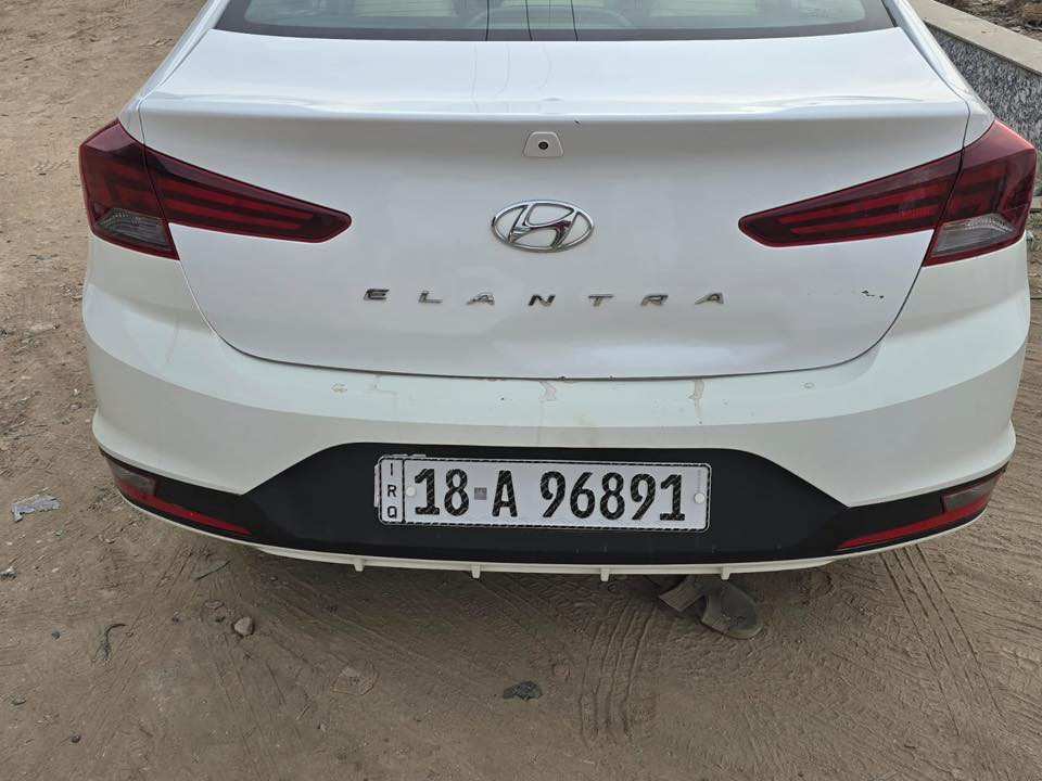 السلام عليكم النتر امريكي موديل 2019 سياره كفاله عامه فقط طخه بل جنطه  وممعدليه نفسه موضحه بصور السعر خاص او اتصال على الرقم  ‭0773 389 8199‬
