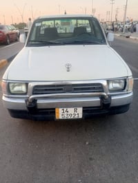 هايلوكس • ٢٠٠١ • يحتاج كمبريسر