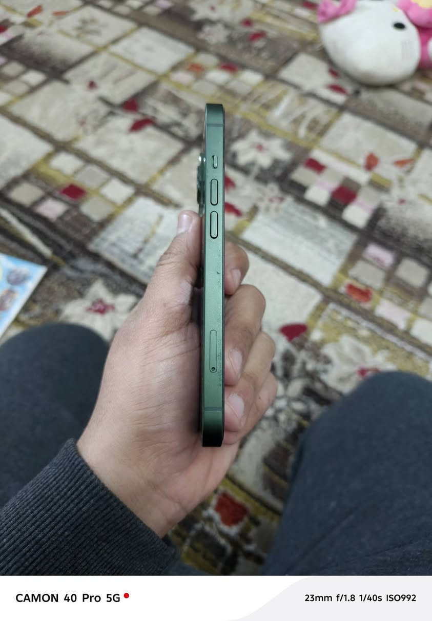 السلام عليكم...
ايفون 13 عادي 
ذاكره 256 
دبل سيم كارت
مكفول من التصليح والخلل والصيانه
بطاريه 95
الجهاز نظيف كلش
السعر 535 الف وبيه مجال بسيط كلش
مكاني بغداد العامريه
ملحقات فقط 3 كفرات
***********
