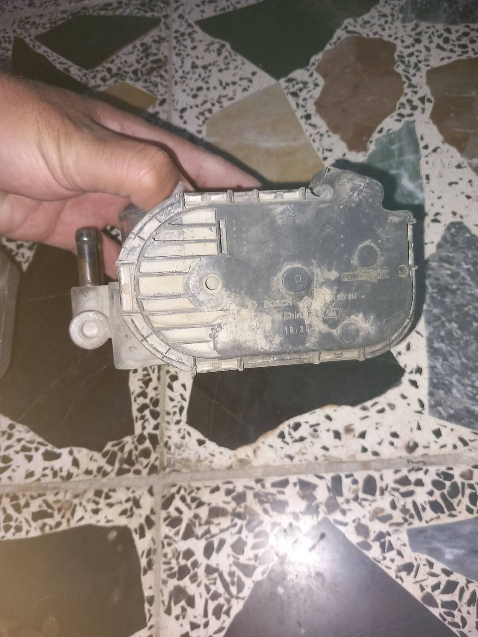 شباب غراض تيكو اكو جديد واكو مال حاوية اصلي كلمن وسعرة المكان بغداد ***********
