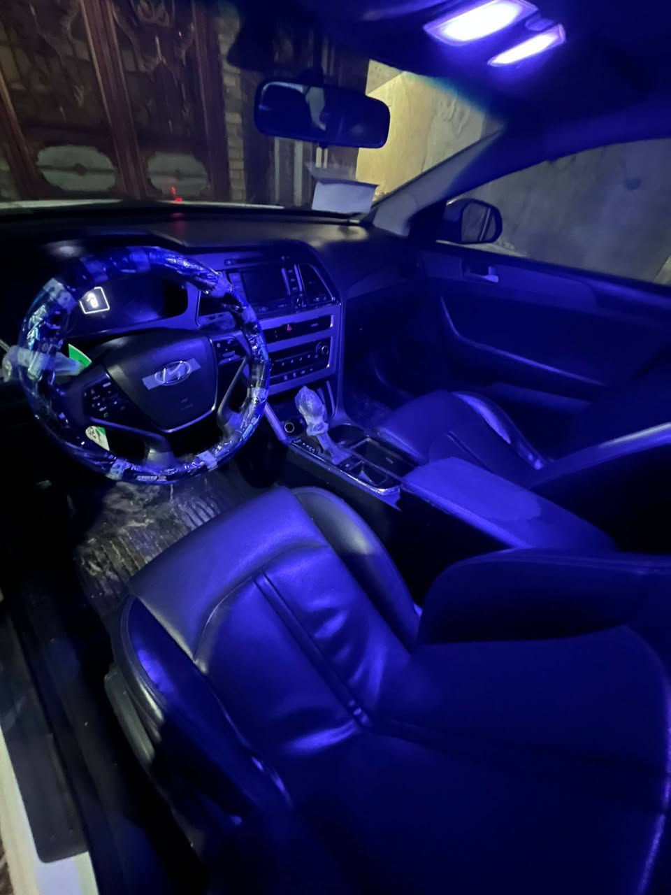 للبيع سوناته 17مكينه2000بانزين دوش السياره جديده ماناقصهه برغي كصه جنطه متومه وكامله مكاني البصره السعر 64وبيهه مجال ***********
