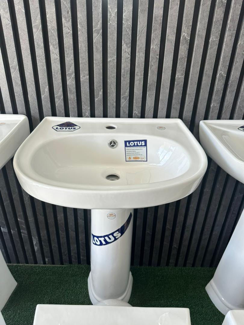 تعلن شركة جه نكين فرع بابل مغسله استاند ماركه هامورقياس 
60 سم
55 سم
45 سم
35 سم 
بابل طريق حله - دوانيه قرب بوابه 
***********
