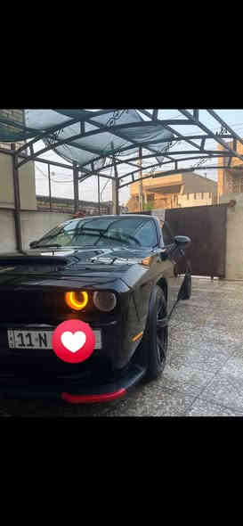 جالنجر 2018v6 
ماشية 85 
سيارة على ايدي وكلش مداريه مال جناي باسمي 
غرفة جديدة 
بولش وعناية جديدة 
ادامة كاملة للمحرك جديدة 
سيارة سحبه ابد مو مال ستة ماشاءالله 
مواصفات تشغيل عن بعد  بصمات عدد 2 قطعتين  تبريد مناخ منفصل  شاشة كار بلي جام اوتو وضع سبورت لايت زنون وكشافات هيلكات كت كامل دايمون ويل 20 نجمة 
تحكمات ستيرن وباقي مواصفات معروفة 
حادثه بداية بنيد وجاملغ السايق وبالعراق انطخ جاملغ السكن 
سعر 158 وبيه مجال 
***********. بغداد
