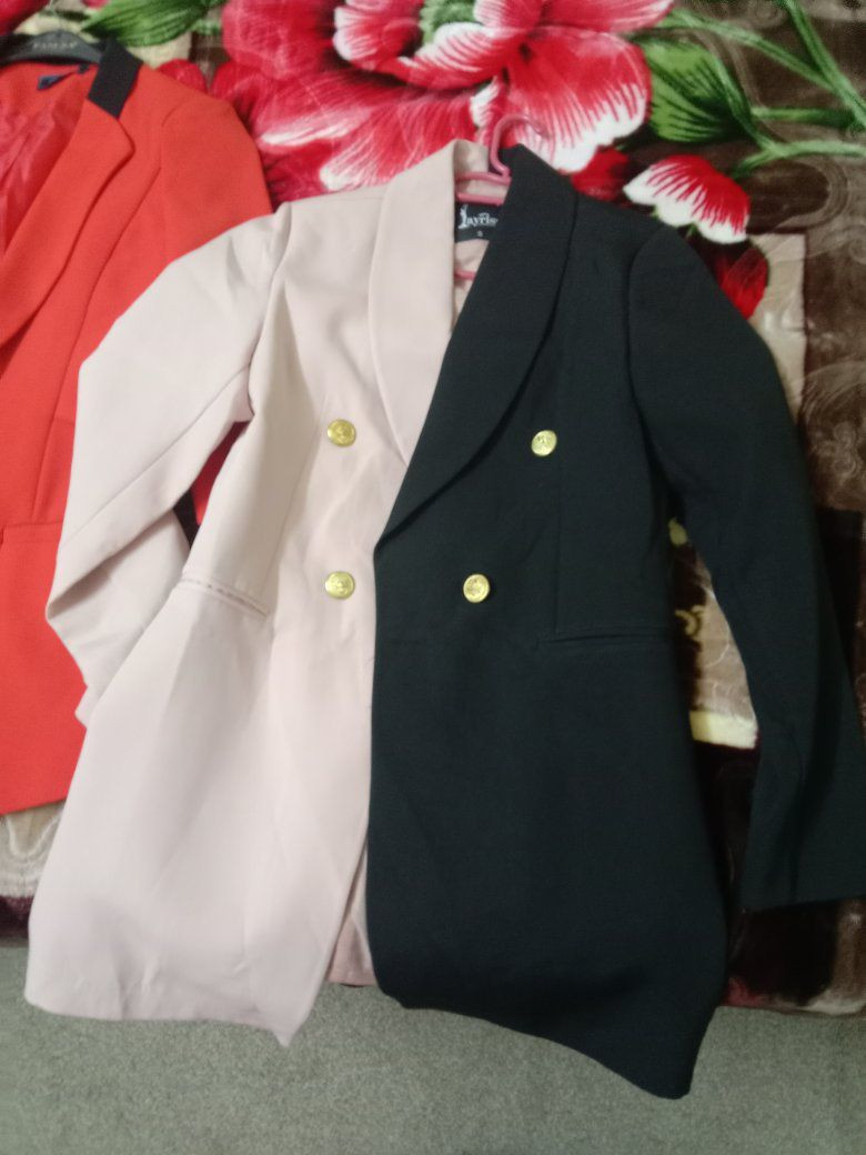 مجموعة ستر رسمية تلبس من 60 إلى وزن 70
سعر الوحدة 5
واذا كلهن سوة 20


**إذا كنت صاحب هذا الإعلان وتريد حذفه لأي سبب، رجاءا أرسل رسالة إلى الدعم الفني**