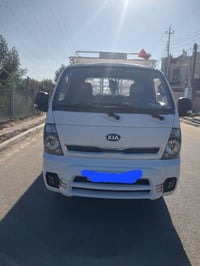 سياره نضيفه موديل ١٩ سعر١١٥ وبيه مجال مكاني بغداد رقم كربلاء 077027961...