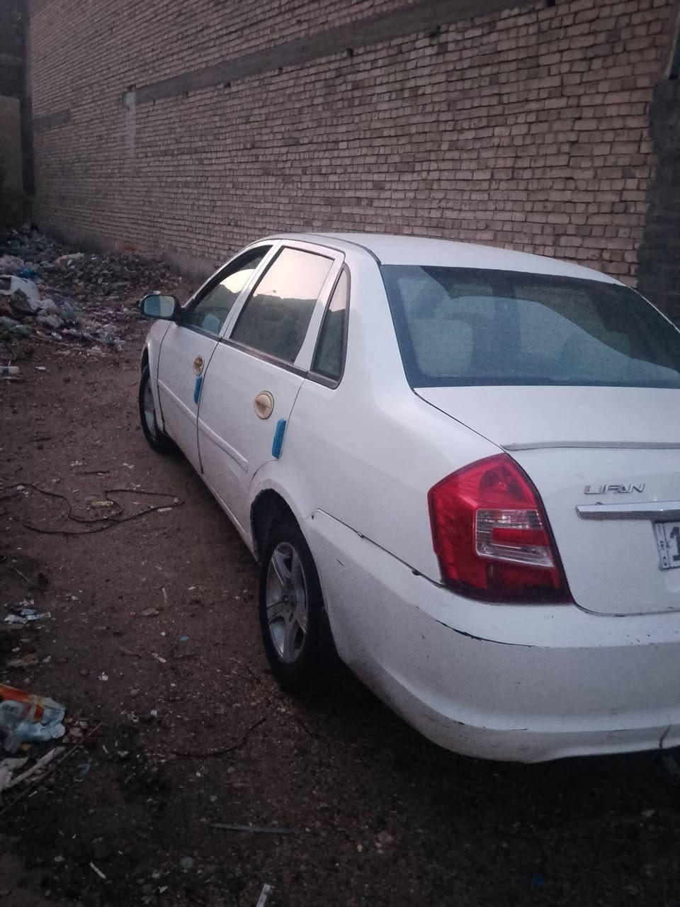 السلام عليكم ليفان 2012 بسمي سنوية جديدة وارقام انكليزي مكينة كير خير من الله تخم تاير نضيف كهربائيات كلهة شغالة مراوس بتكسي طيبة المكان البياع للاستفسار ***********
