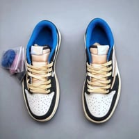 حذاء • قطعة وحدة • توصيل