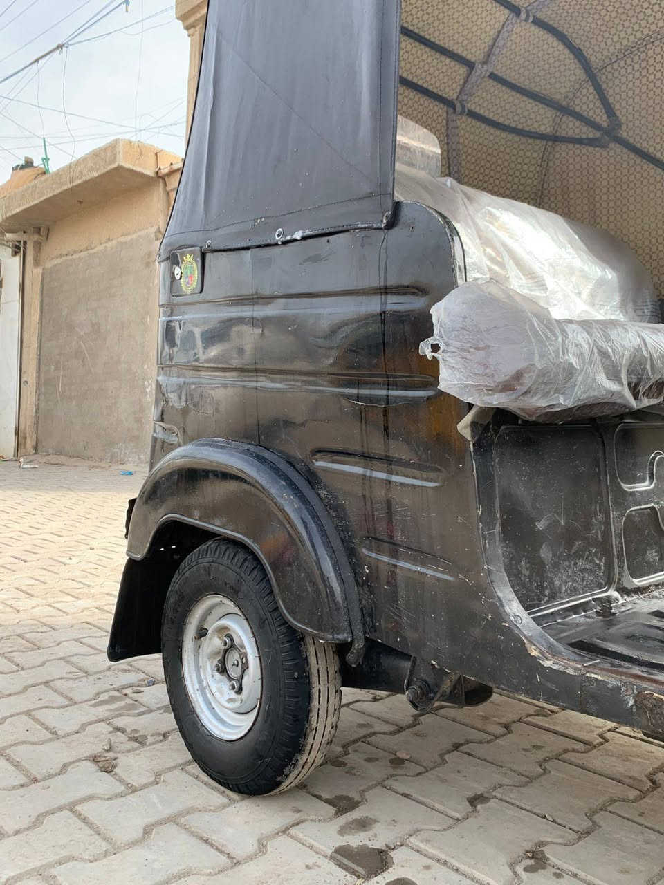 عشرين رقم سنويه مكان حسينية راجدايه ***********سعر ٦وربع مايعجبك سعر لاتعلق وتصير لوتي براسي
